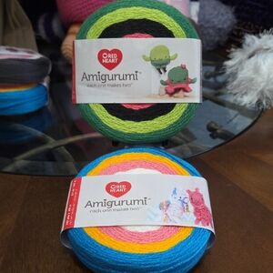 Redheart Amigurumi - Cactus And Llamas